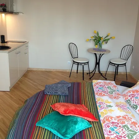 Capital - Raina Boulevard Apartment Riga