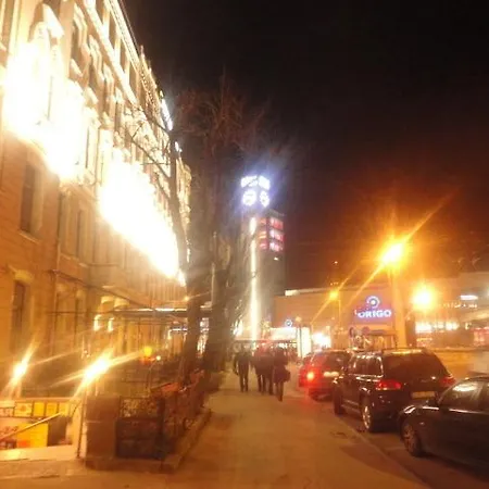 Apartment Capital - Raina Boulevard